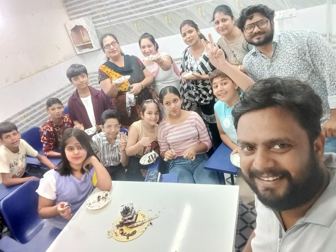 Group photo on Teachers' Day at ESA